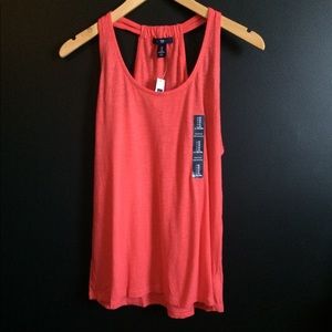 Gap tank top!